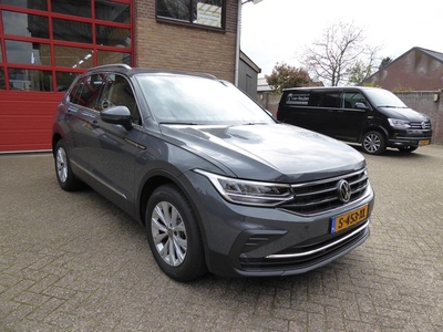 Volkswagen TIGUAN 1.5 TSI Life Business