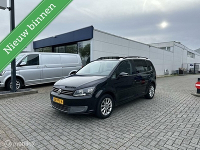 Volkswagen Touran 1.2 TSI Highline BlueMotion Panorama PDC