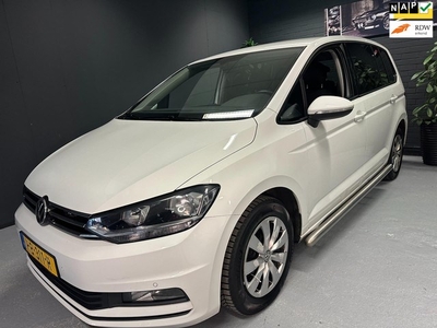 Volkswagen Touran 2.0 TDI SCR Navi Parker-Sen. 11-2017 NAP