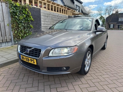 Volvo S80 2.4 D5 Summum