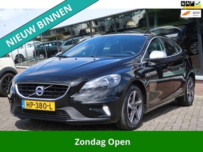 Volvo V40 2.0 D2 R-Design Business LED_XENON_1/2