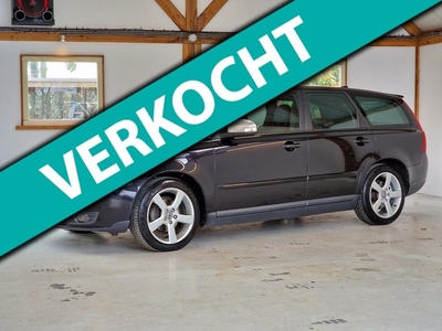 Volvo V50 2.0 Sport (NL-Auto / Climate / Cruise / 17 Inch /