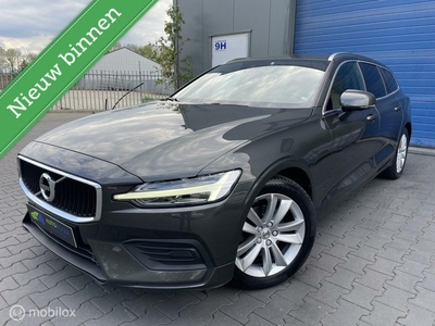 Volvo V60 2.0 / D4 / Momentum / Dealer onderhouden /