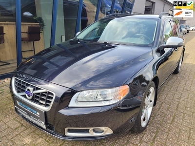 Volvo V70 2.5FT R-Design 230PK LEER / XENON / PDC / ECC