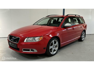 Volvo V70 2.5T R-Design ZWART LEER / XENON