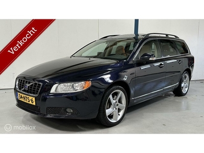 Volvo V70 2.5T Summum NL-AUTO / AUTOMAAT / LEER