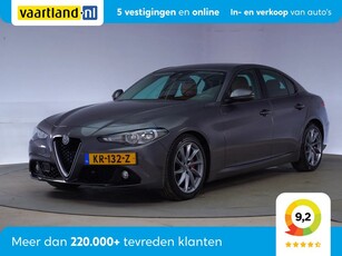 Alfa Romeo Giulia 2.2 Eco Business Super [ Navi Half leder Trekhaak ]