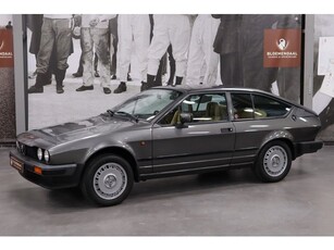 Alfa Romeo GTV 2.0