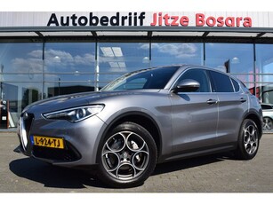 Alfa Romeo Stelvio 2.0 T 280pk Automaat AWD Super Zwart