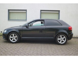 Audi A3 1.4 TFSI Attraction NIEUW MODEL/APK 30-06-2025