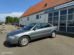 Audi A4 Limousine 1.6 Advance nieuwe APK 110.054 km