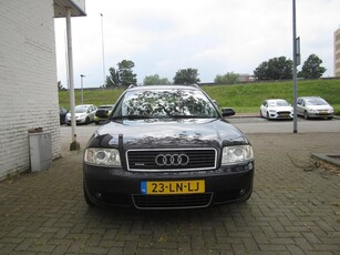 Audi A6 Avant 2.4 quattro Exclusive