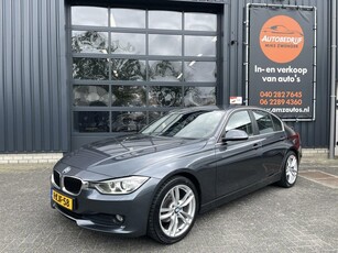 BMW 3-serie 320i AUT. 170PK High Executive TREKHAAK|GROOT-NAVIGATIE|XENON|CRUISE-CONTROL|ORIGINEEL-NEDERLANDS