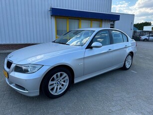 BMW 3-serie 320i