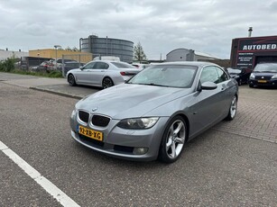 BMW 3 Serie 335 BENZIN CABRIO XENON KLEINE TIK IN DE