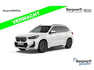 BMW X1 25e xDrive M-Sport - Trekhaak - Camera - Adapt. LED - Stoelverwarming