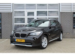 BMW X1 sDrive20i Business / Panoramadak / Leer / N.A.P.