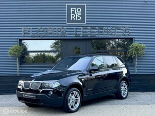 BMW X3 xDrive25i Youngtimer Pano Dak Xenon Zwart