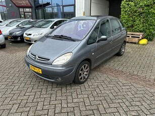 Citroen Xsara Picasso 1.6i Différence 2