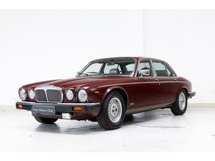 Daimler Double Six - Outstanding condition - Swiss