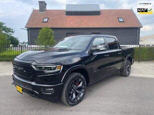 Dodge Ram 1500 Limited Night Edition / Panoramadak / Luchtvering / LPG