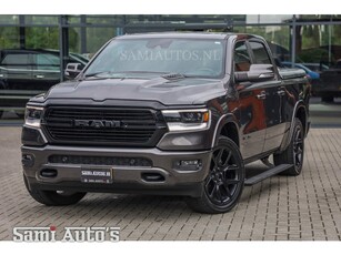 Dodge Ram 1500 NIGHT EDITION | BOM VOL | PANO | ADAPTIVE CRUISE | 360 CAMERA | LANE ASSIST | GROOT SCHERM | ALARM | GRANITE CRYSTAL | 402PK V8 HEMI 5.7 | 4X4 | CREW CAB | DUBBELE CABINE | 5 PERSOONS | GRIJSKENTEKEN | EERSTE EIGENAAR |