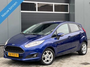 Ford Fiesta 1.0 80PK AircoNavigatieParkeersensorRijklaar!