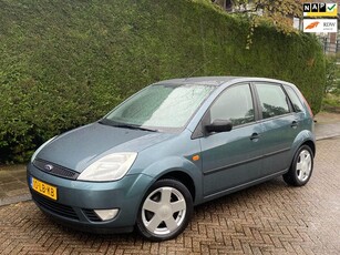 Ford Fiesta 1.4-16V RIJDT ZEER GOED/AIRCO/LAGE KM/5DEURS!!!