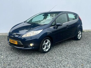 Ford Fiesta 1.4 Titanium Automaat - Airco - 15''Lichtmetaal