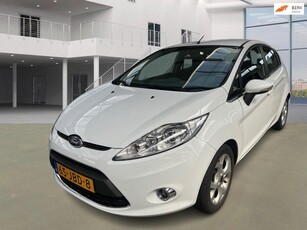 Ford Fiesta 1.6 Titanium 5 DEUR AIRCO 2 X SLEUTELS