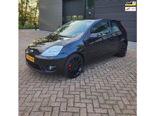 Ford Fiesta 2.0 16V ST, 150PK, AC, Zwart, 217 NAP!