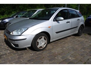 Ford Focus 1.6-16V Cool Edition automaat apk 28-12-2024