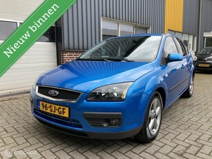 Ford Focus 1.6-16V First Edition ZEER NETJES!