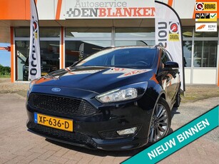 Ford Focus Wagon 1.0 ST Line 140pk BJ.2018 / Navi / Led / Pdc / Cruise Control / 17 inch lmv / Trekhaak / Topuitvoering