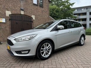 Ford FOCUS Wagon 1.0 Titanium Edition Navi/Clima/LMV/PDC