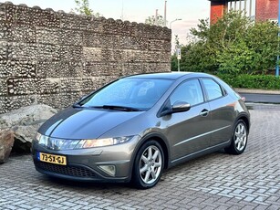 Honda Civic 1.8 Executive Automaat Nieuwe Apk