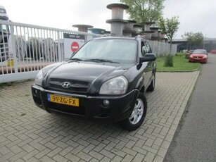 Hyundai Tucson 2.0i Style Premium , Koppeling niet 100%