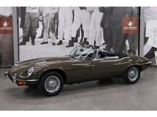 Jaguar E-Type Series 3 V-12 Roadster