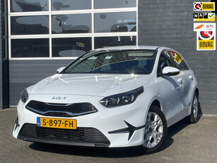 Kia CEED 1.5 T-GDi DynamicLine Nieuwe type, Trekhaak! Apple Carplay, Cruise, Navi, Camera