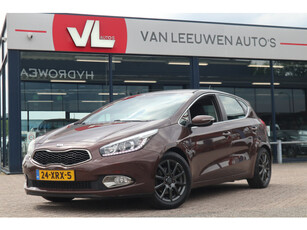 Kia cee'd 1.6 GDI Plus Pack | Navigatie | Climate Control | APK 16-03-2025 |