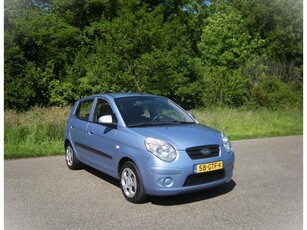 Kia Picanto 1.0 X-pect . weinig km . 5 Deurs . Audio .