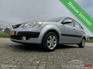 Kia Rio 1.4 X-pect/ELEKTR.RAMEN/AIRCO/NAP/