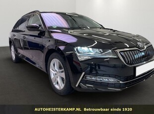 Škoda Superb Combi 1.4 TSI iV Hybrid ACC Navi LED Keyless-Go Standkachel Stoelverwarming