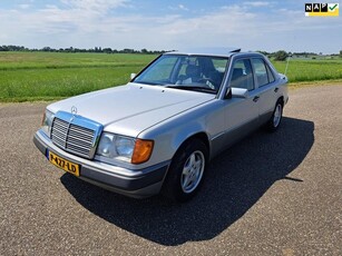 Mercedes-Benz 300 E W124