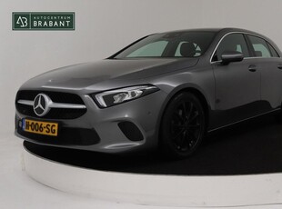 Mercedes-Benz A-klasse 180 Business Solution Luxury Sport Automaat (SFEERVERLICHTING, CRUISE, CAMERA, NL-AUTO, GOED ONDERHOUDEN)