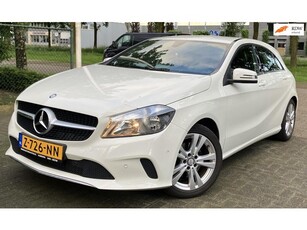 Mercedes-Benz A-klasse 180 Business Solution Navi Cruise