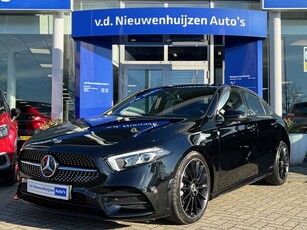 Mercedes-Benz A-Klasse 200 Limousine AMG Line Automaat