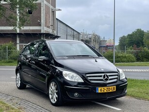 Mercedes-Benz B-Klasse 150 | Airco | Trekhaak | Cruise Control | Half lederen bekleding