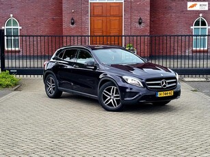 Mercedes-Benz GLA-klasse 200 Edition 1 / Stoelverwarming /