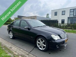 Mercedes C-klasse 180 K. Avantgarde